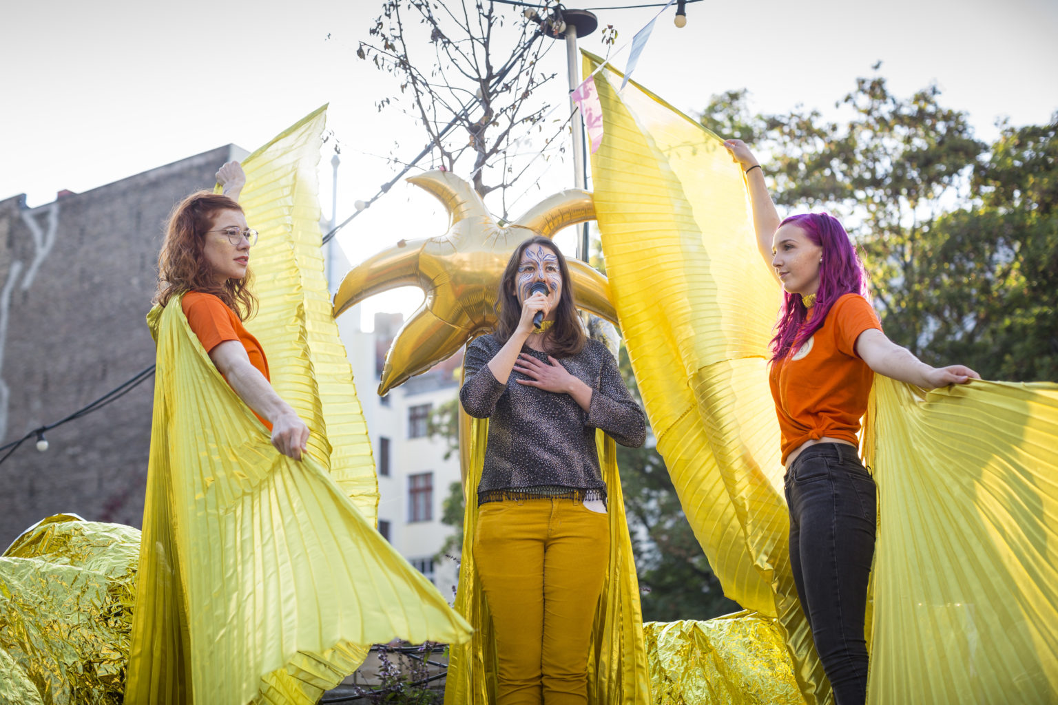 Neue Ausgabe von KARUNA Kompass KARUNA family